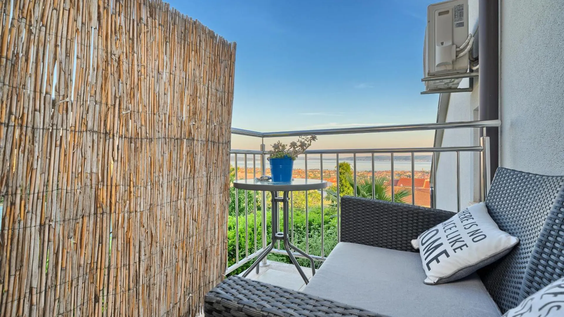 Family Friendly House With A Swimming Pool Kastel Stari, Kastela - 22138 Villa