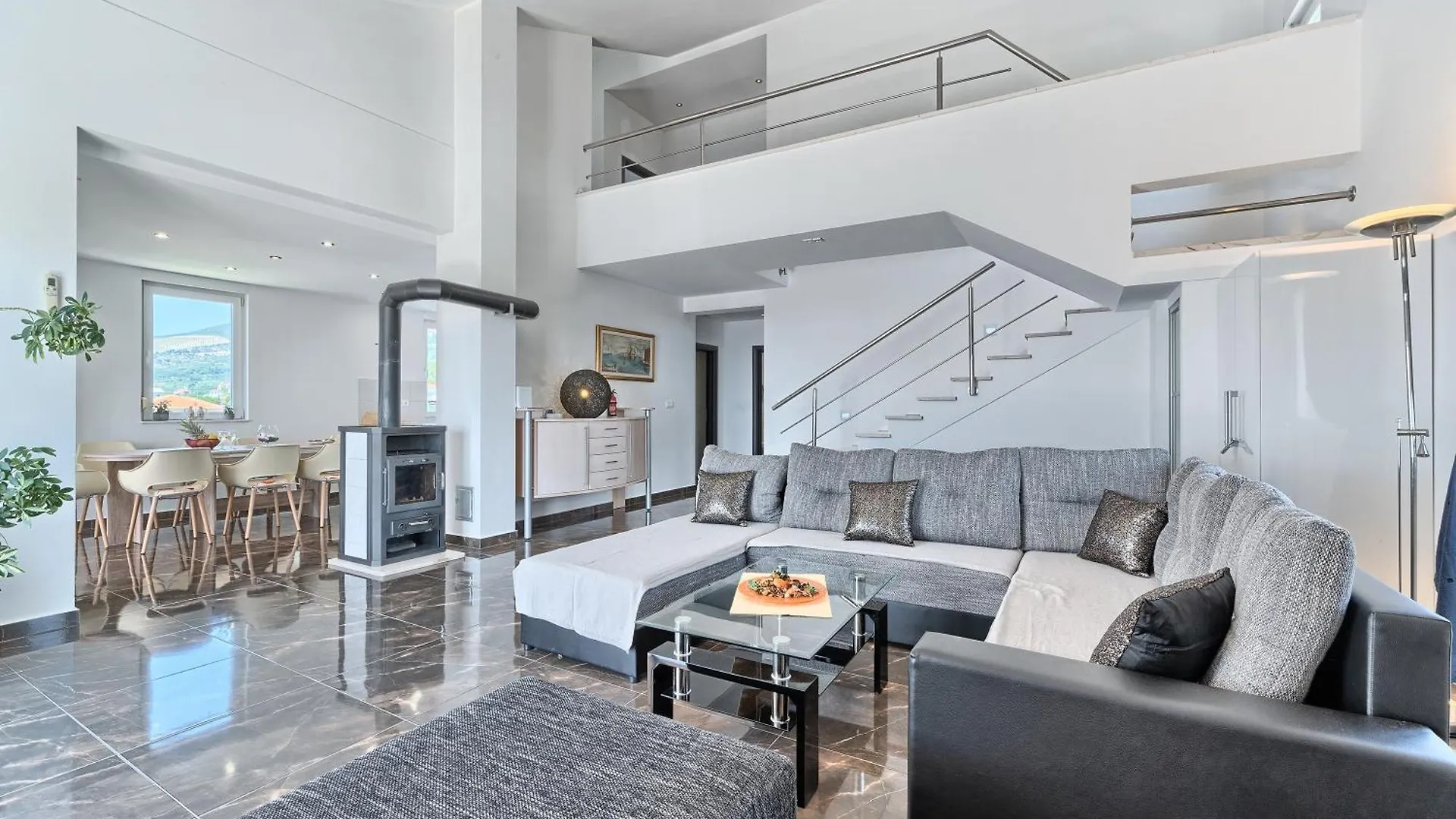 Family Friendly House With A Swimming Pool Kastel Stari, Kastela - 22138 Villa Croatia